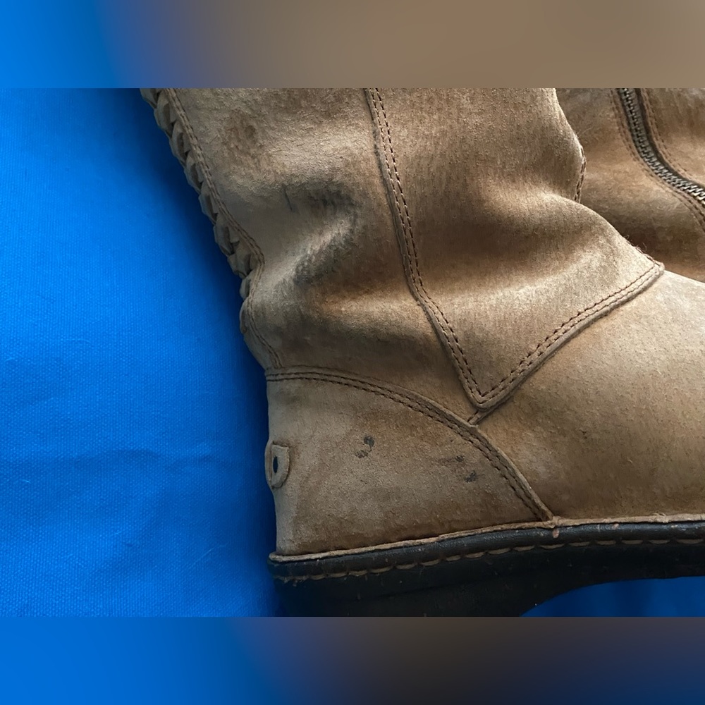 UGG rubber sole boots - Picture 10 of 10